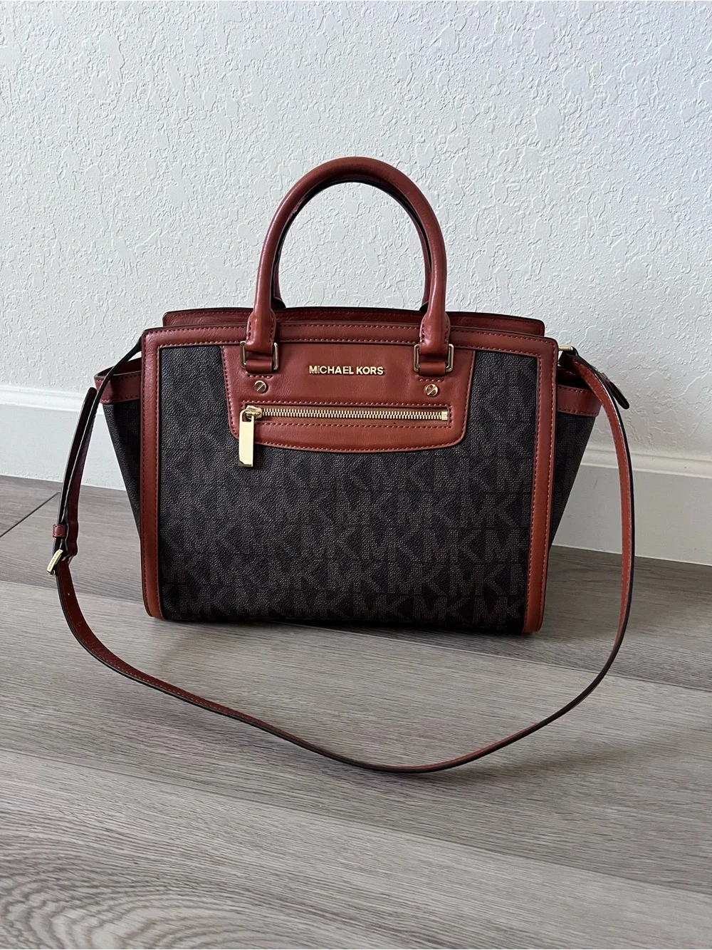 Michael Kors Signature MK Monogram Satchel Crossbody Bag Brown Luggage
